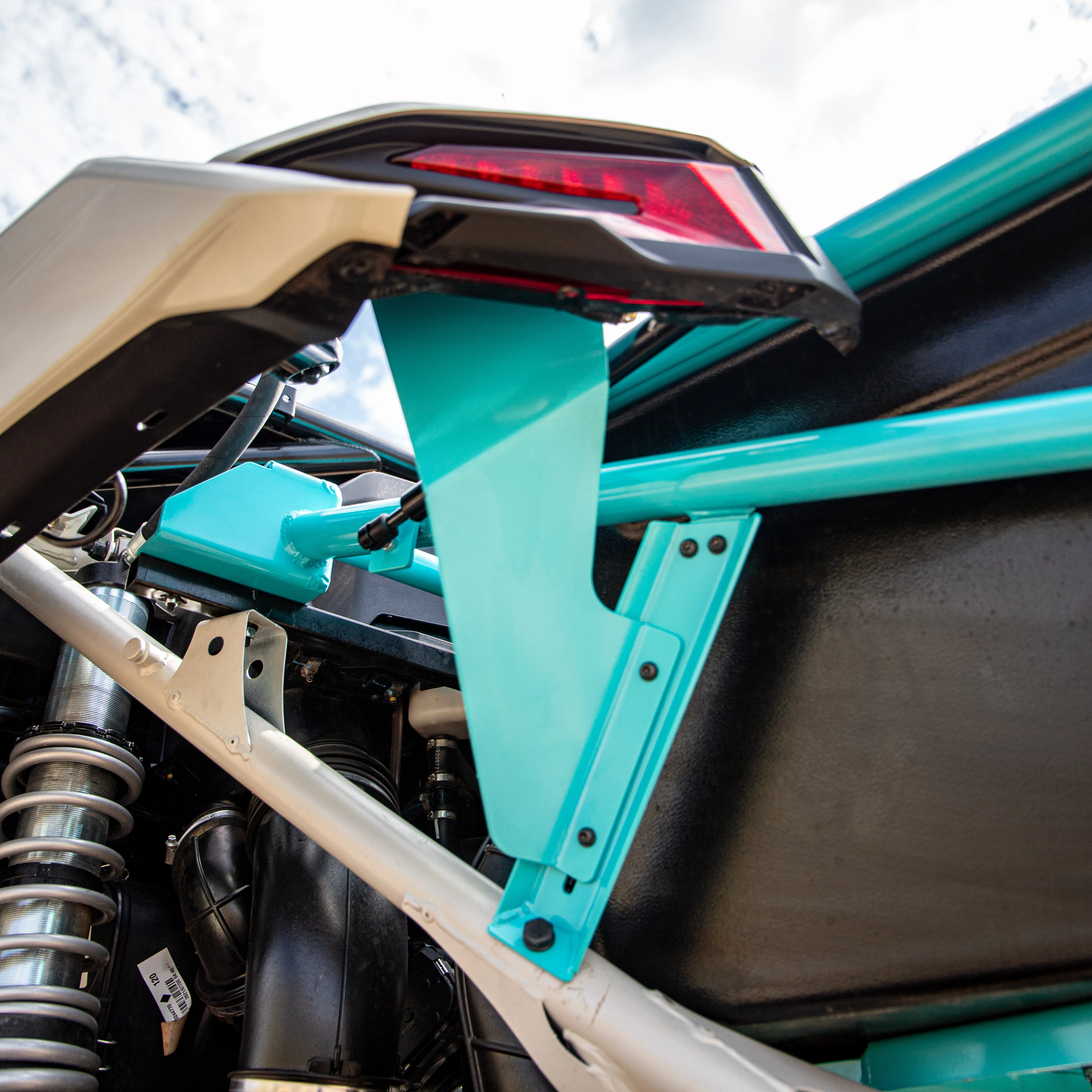 B2G Can Am X3 Rear Storage and Tire Rack - Image 11